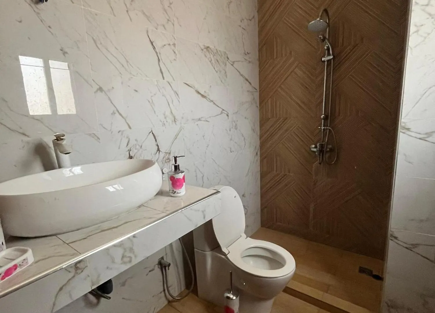 Oasis Appartement داكاغْ شقة